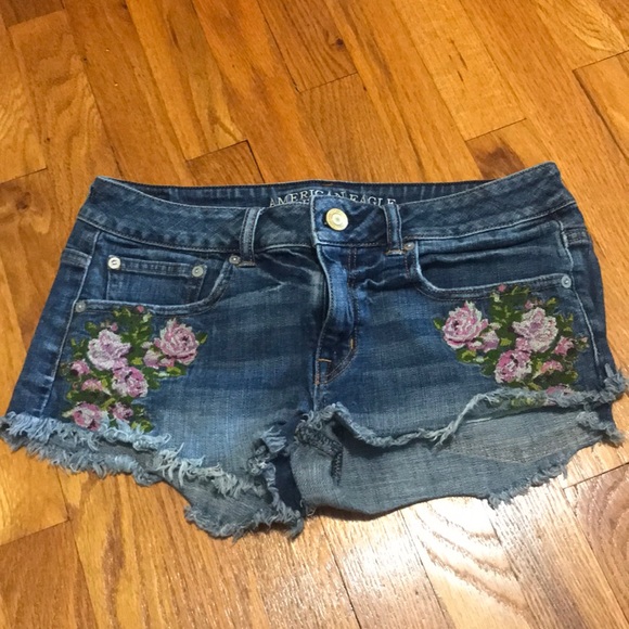 American Eagle Shorts - Picture 1 of 2